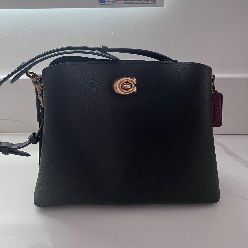 Coach Willow Shoulder Bag Black Pebble Leather Turnlock Matte Gold + Strap - Picture 2 of 16
